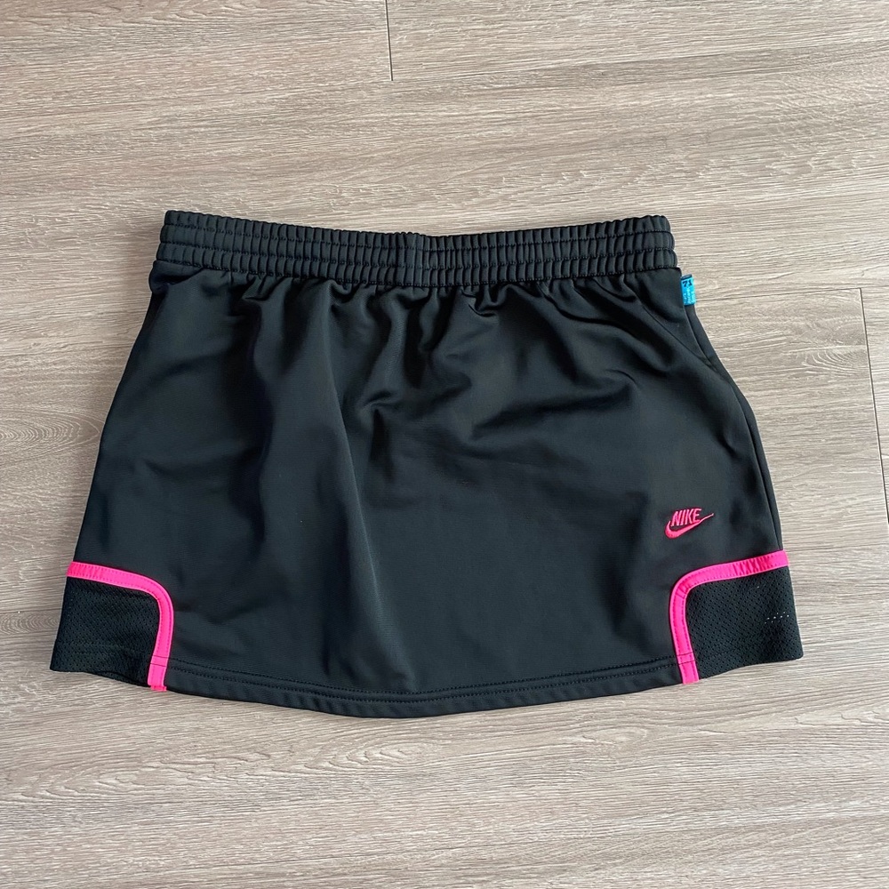 NIKE gently worn mini skirt